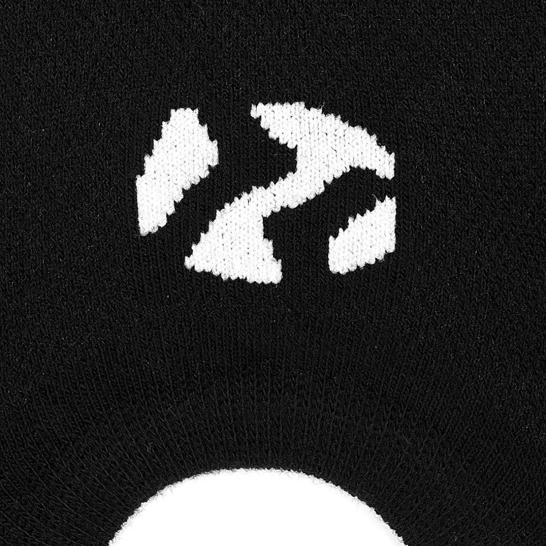 NO SHOW BLACK SOCKS